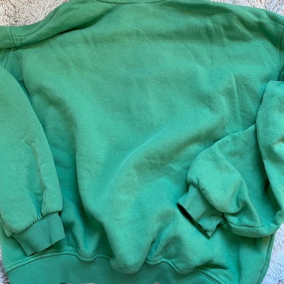 H&M “Happiness” Sweatshirt💫 - Picture 5 of 8